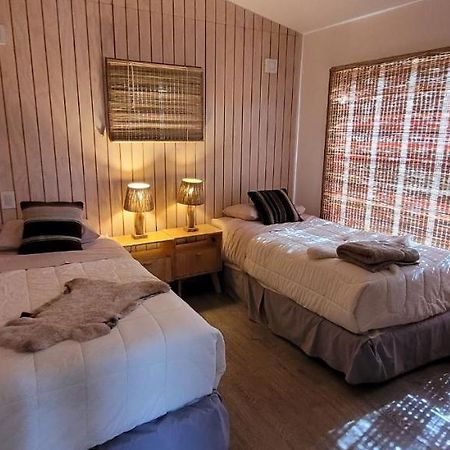 Cabana En Laguna Azul Patagonia Bagual Villa Torres del Paine National Park Exterior photo